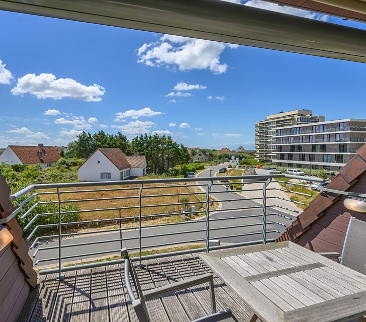 Prachtig gelegen penthouse met 4 slaapkamers en zonneterrassen.